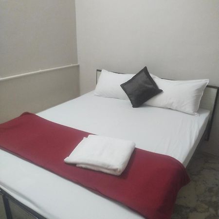 Hotel Swamy Residency Vellore Habitación foto